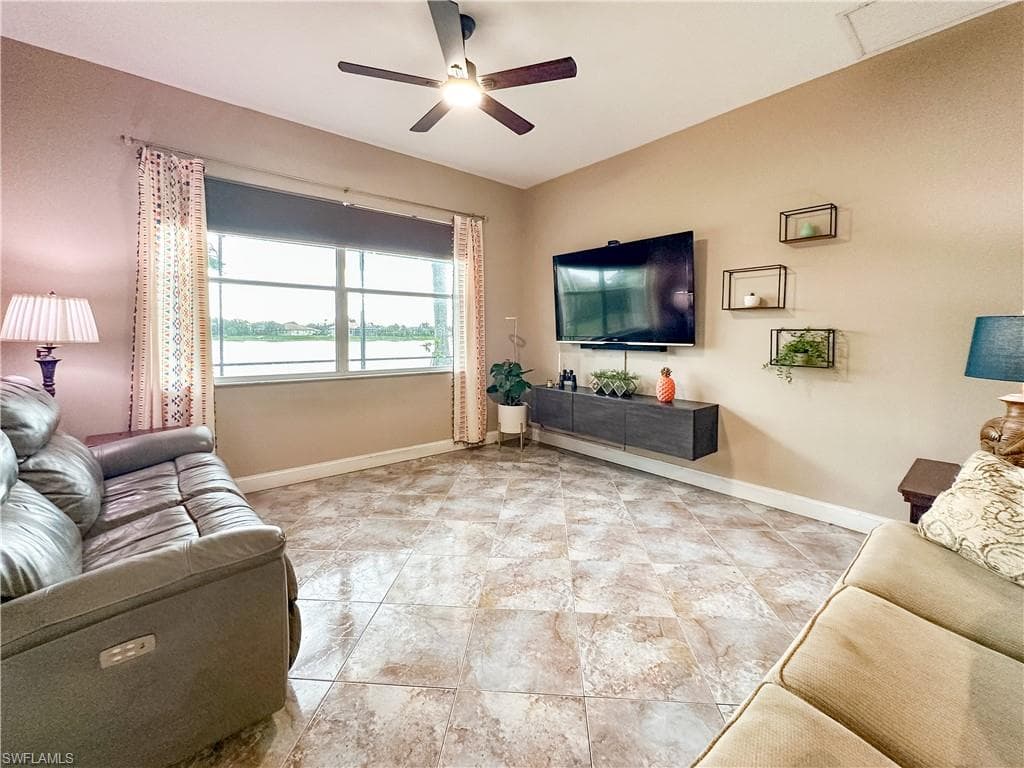 605 Grand Rapids BLVD-8