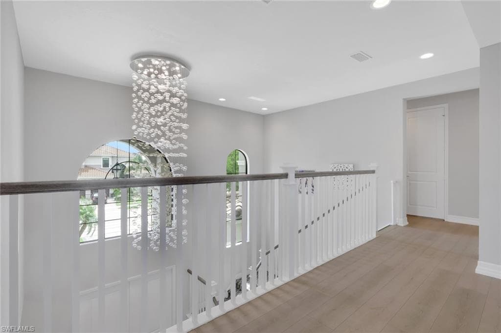 4541 Azalea DR-11