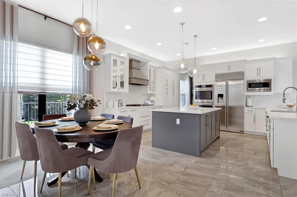 4541 Azalea DR-6