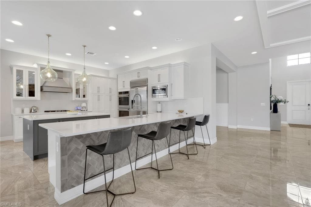 4541 Azalea DR-4