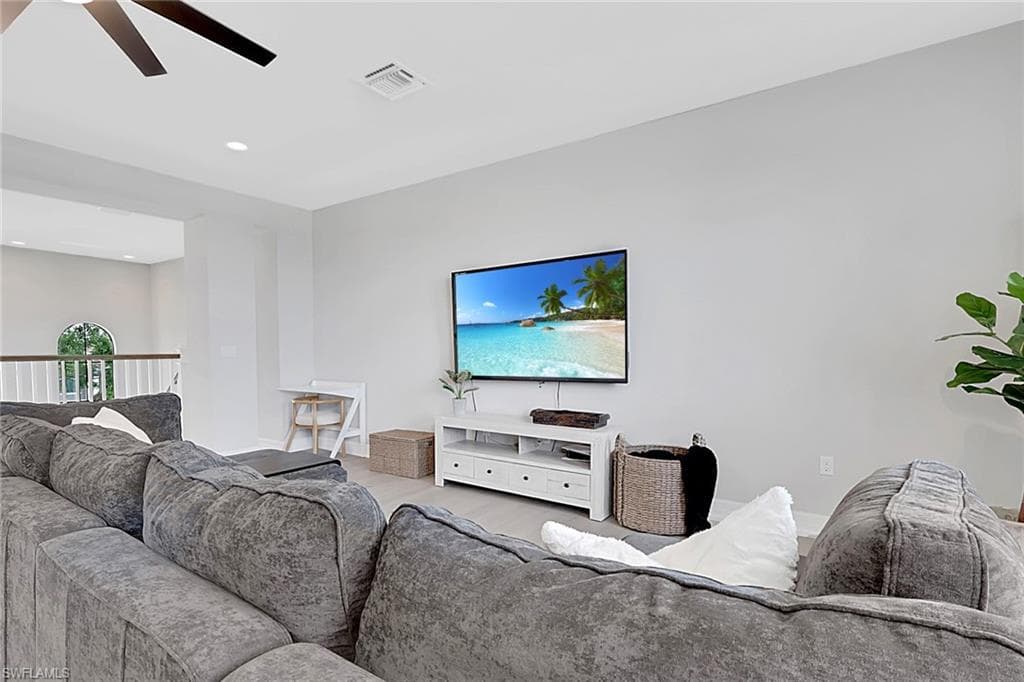4541 Azalea DR-13