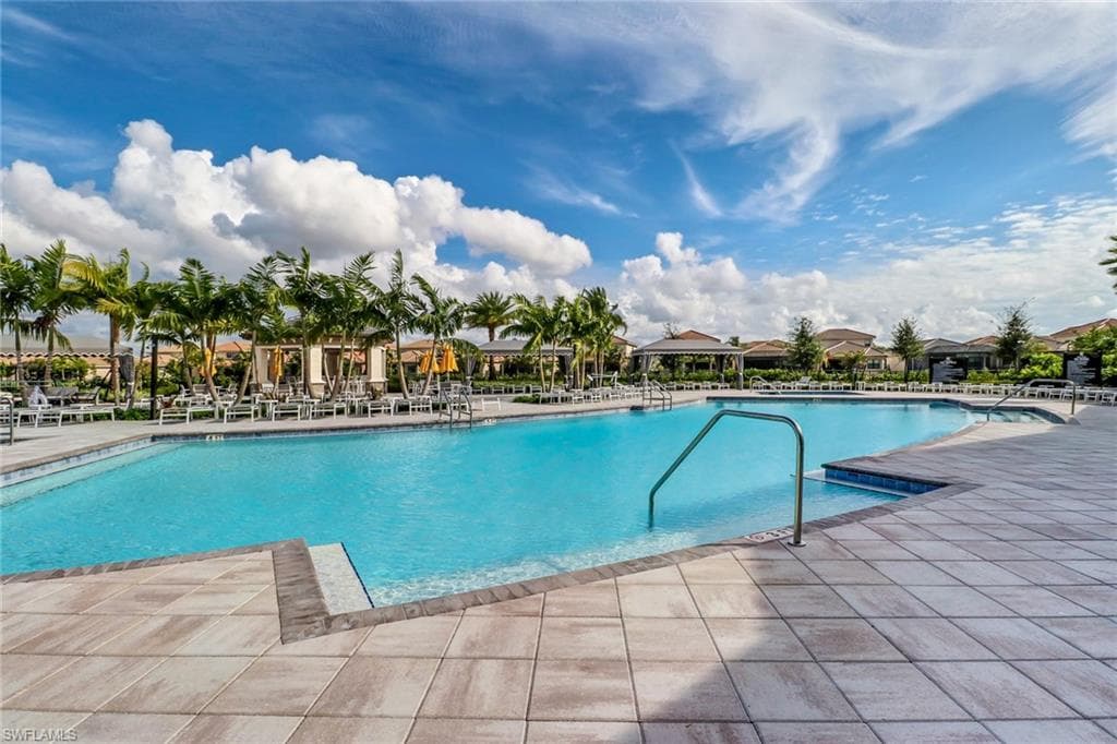 4541 Azalea DR-38