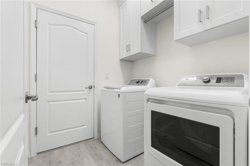 10252 Livorno DR-22