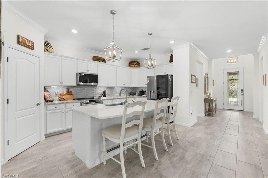 10252 Livorno DR-8