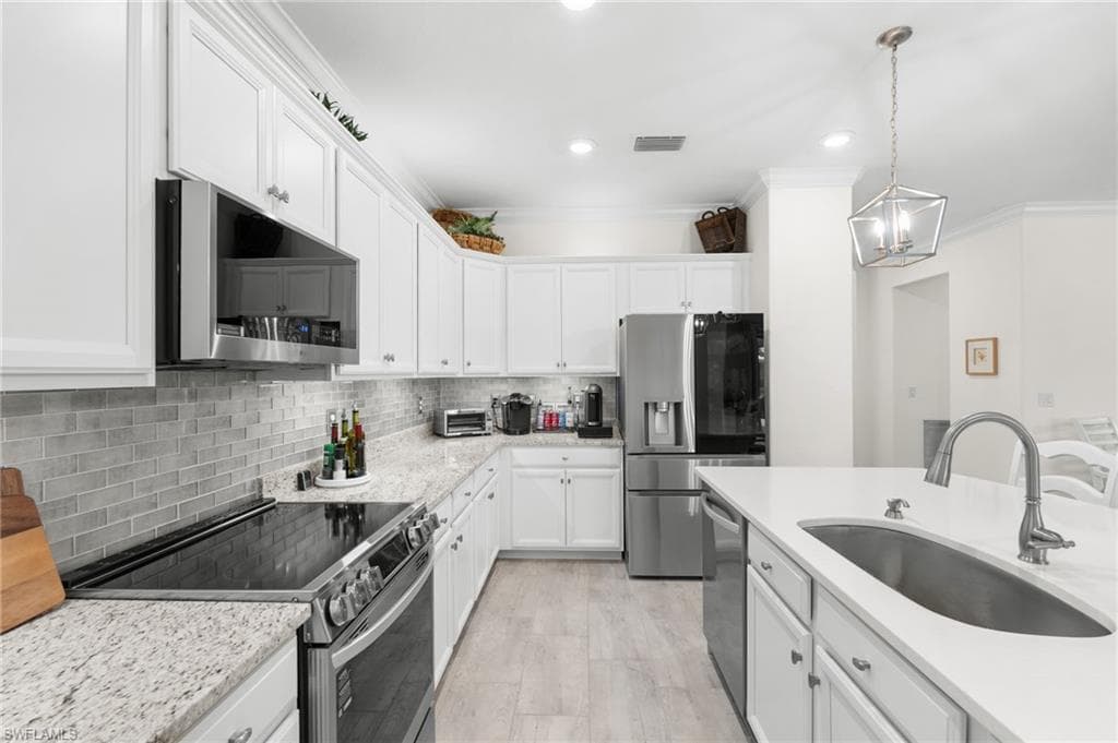 10252 Livorno DR-9