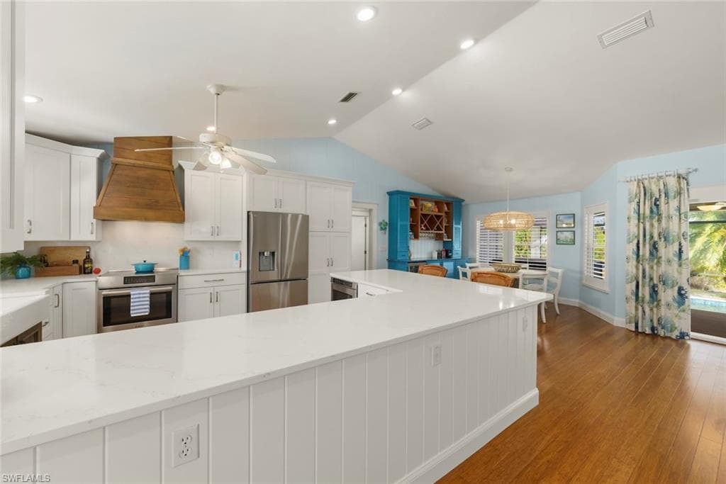 11940 Oakland DR-6