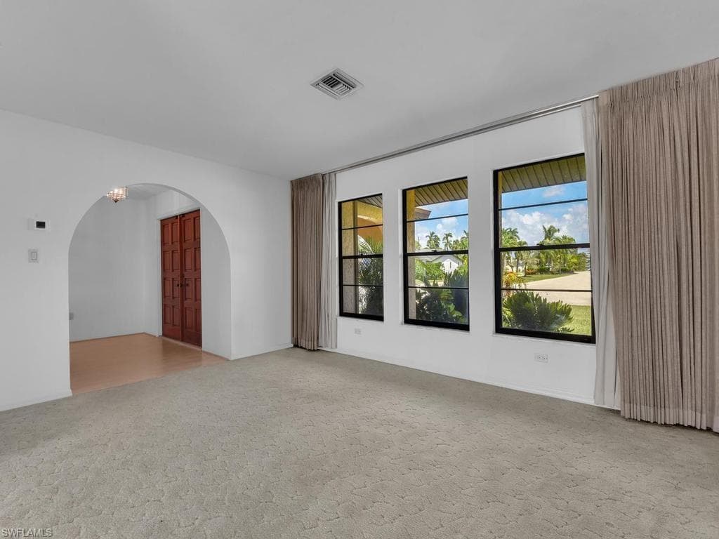 700 Astarias CIR-11