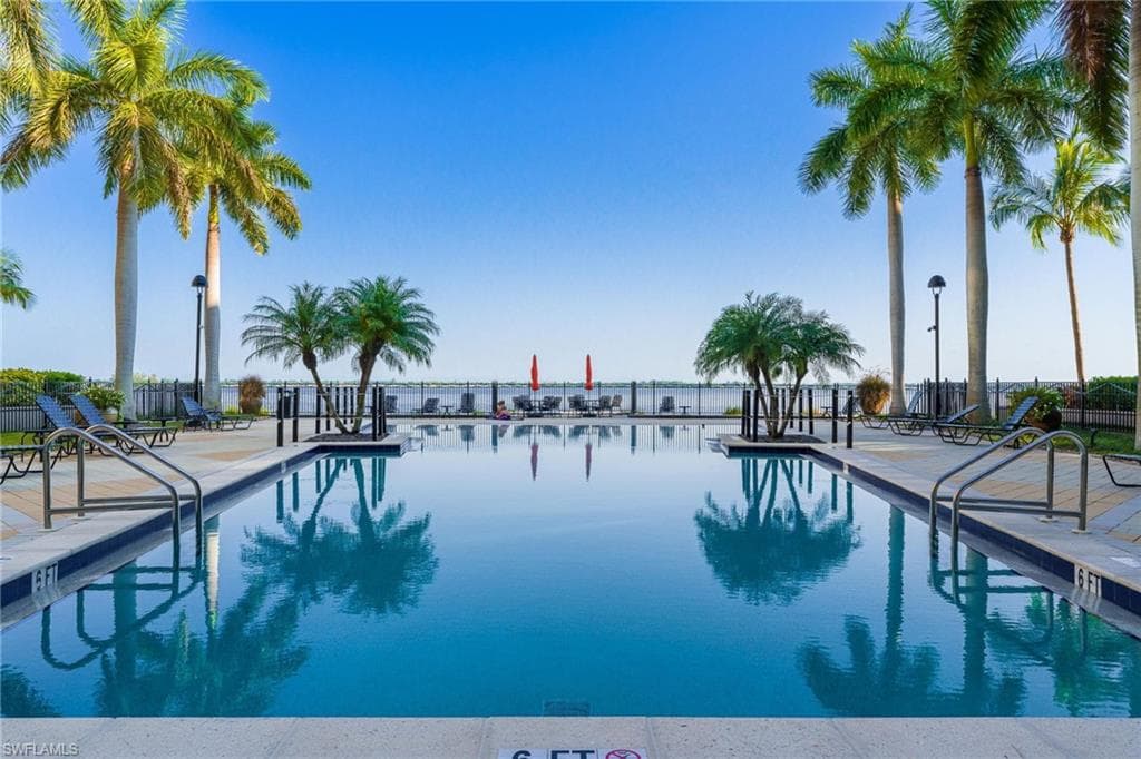 2825 Palm Beach BLVD 203-38