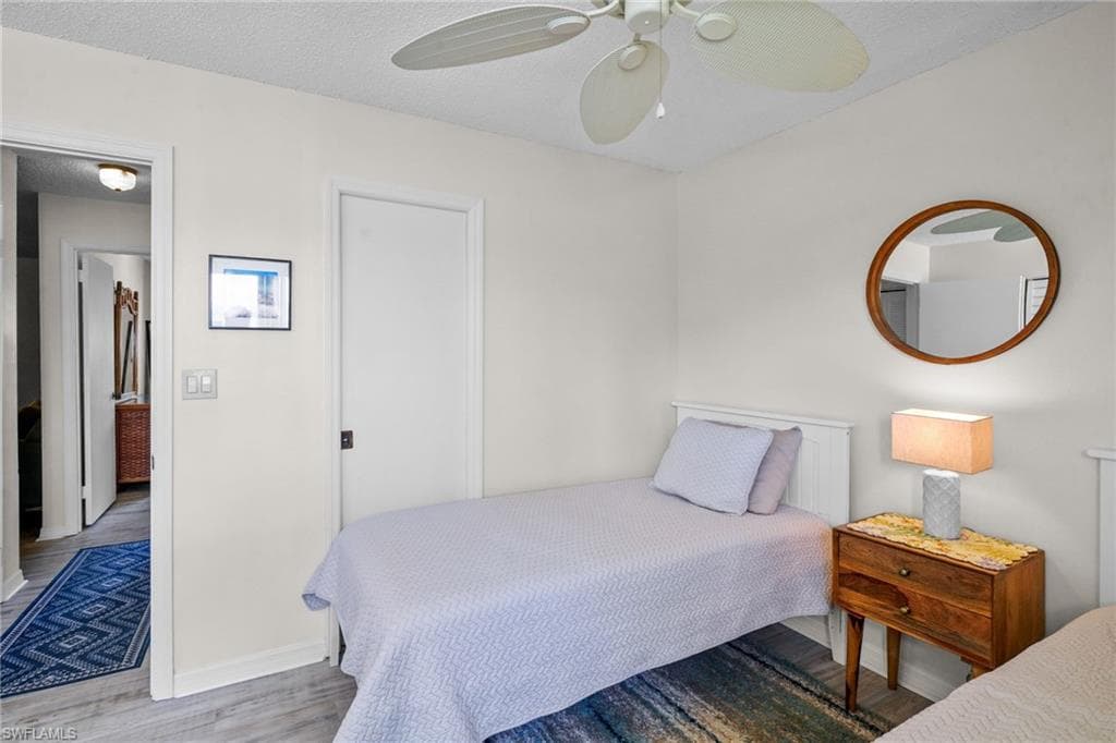 5848 Queen Elizabeth WAY 1-19