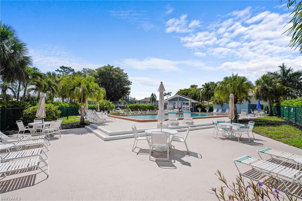 5848 Queen Elizabeth WAY 1-28