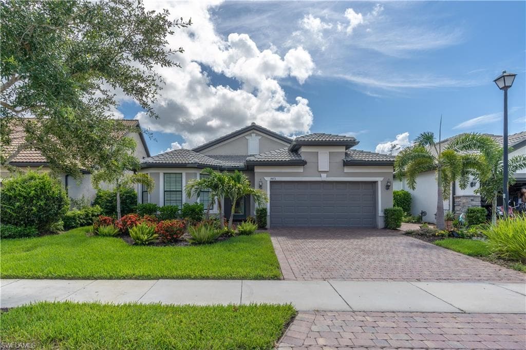 7473 Winding Cypress DR-32