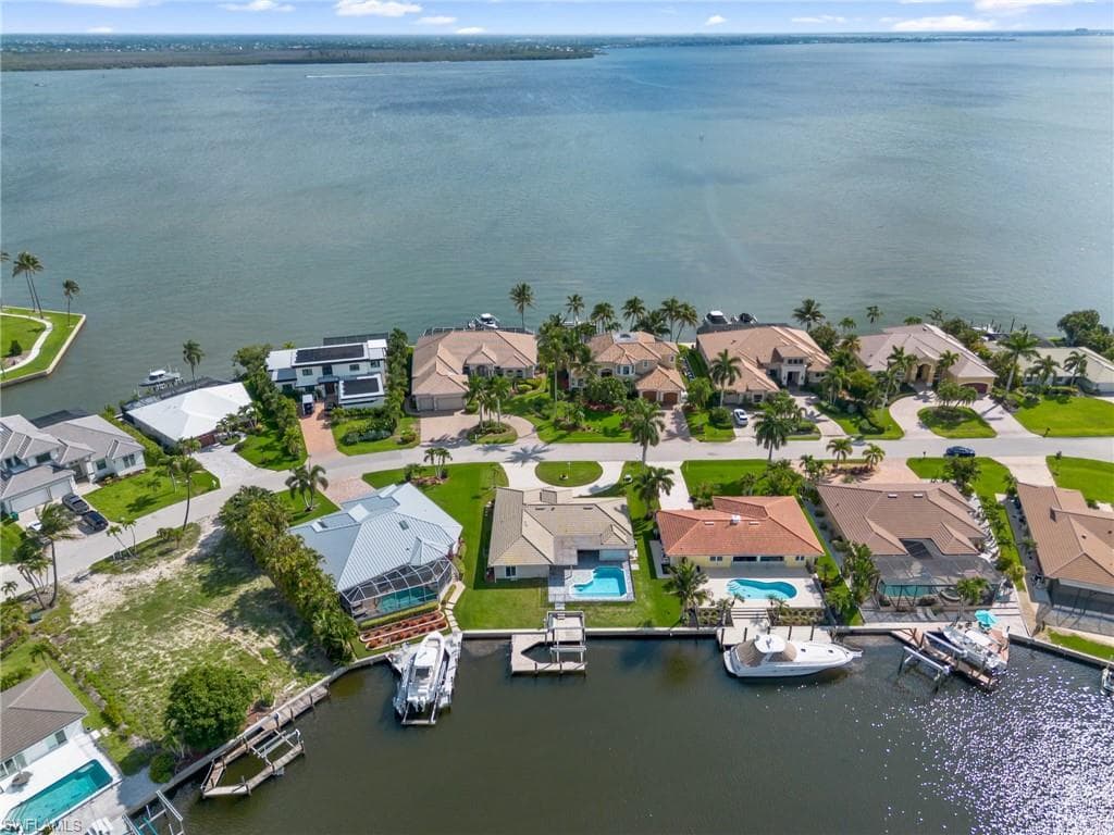 14661 Fair Haven RD-46