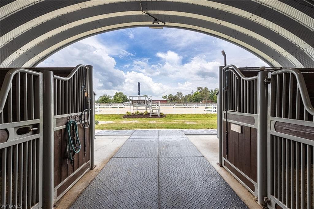 12090 Shawnee RD-23
