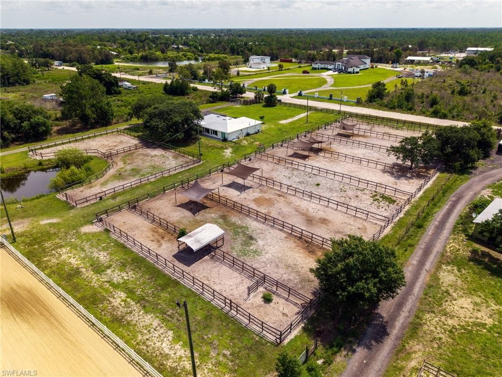 12090 Shawnee RD-10
