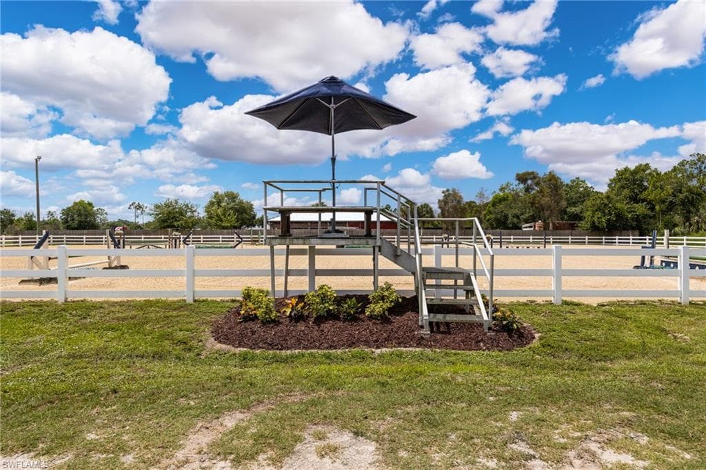 12090 Shawnee RD-18