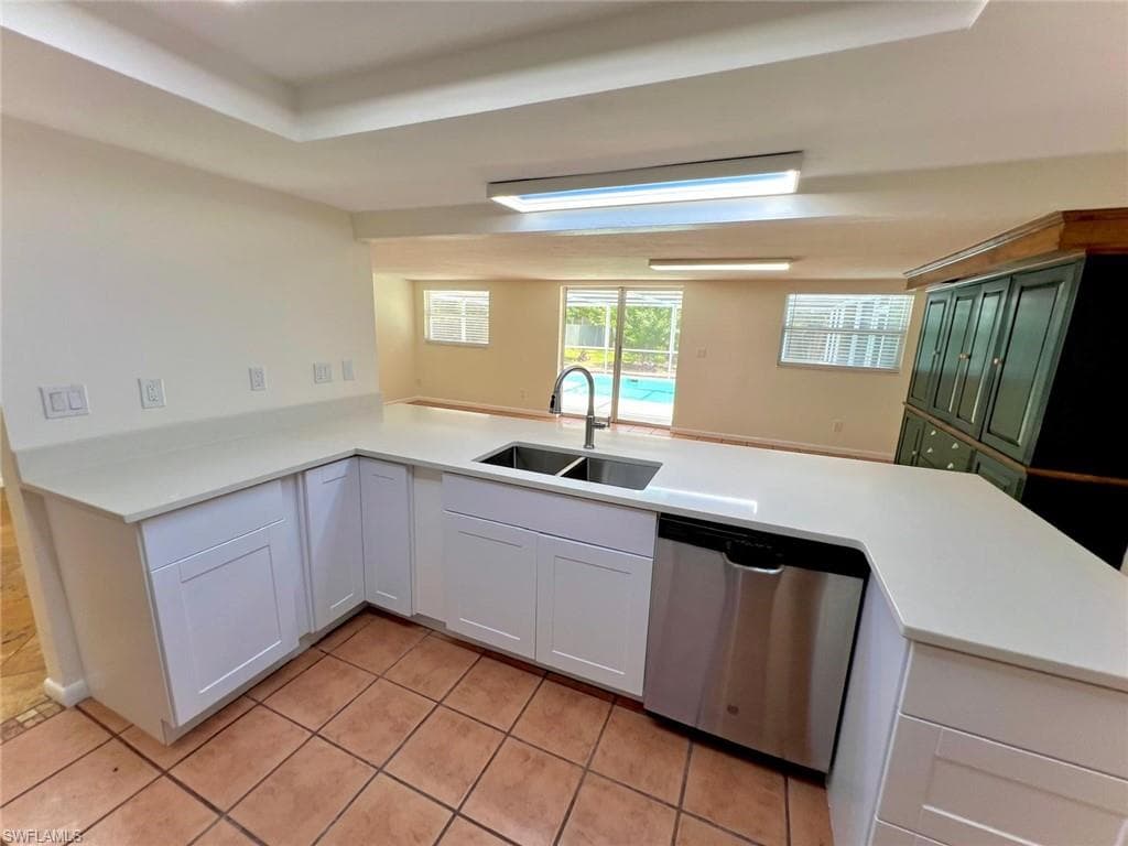 4708 Orange Grove BLVD-12
