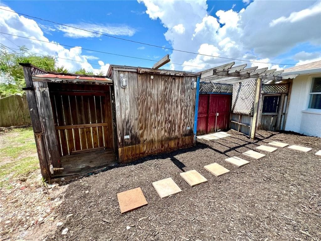 4708 Orange Grove BLVD-35