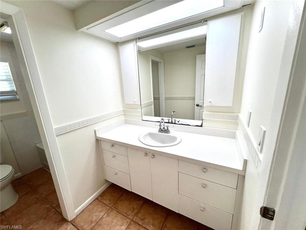 4708 Orange Grove BLVD-27