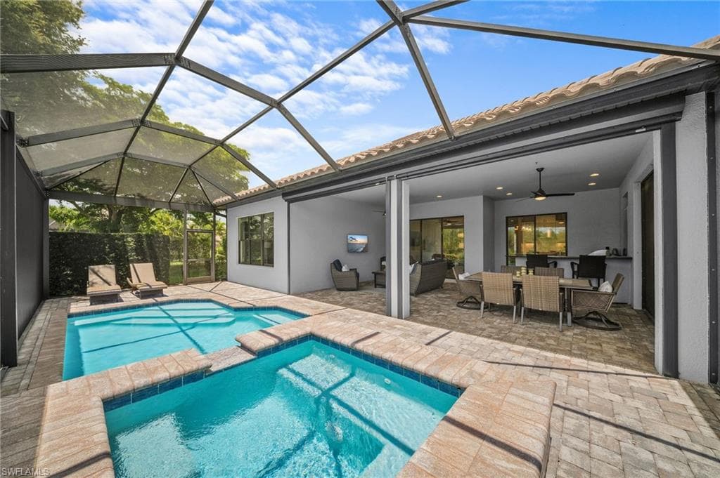 8879 Vaccaro CT-32