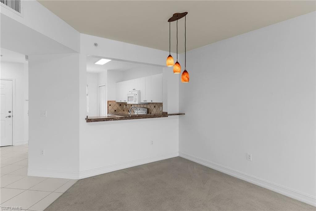 7835 Regal Heron CIR 202-17