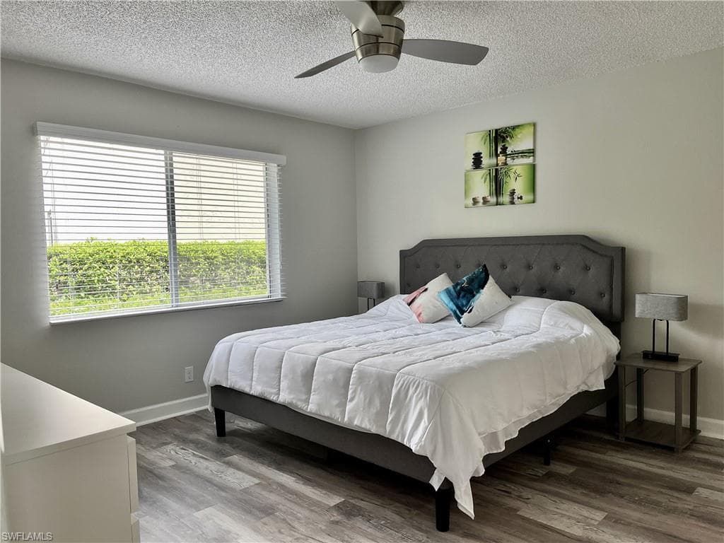 190 Palm DR 1-6