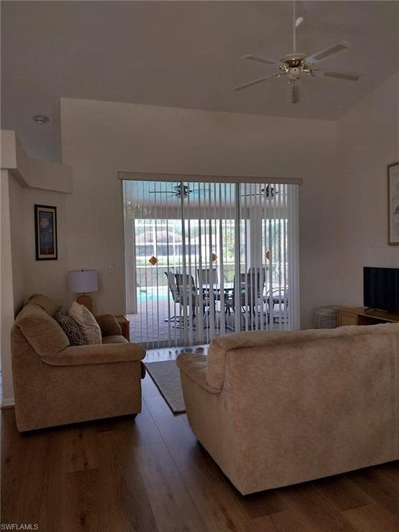 449 Dundee CT-4