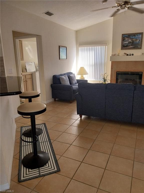 449 Dundee CT-10