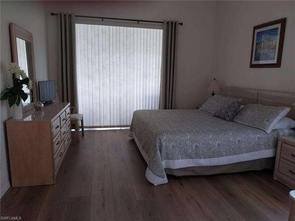 449 Dundee CT-18
