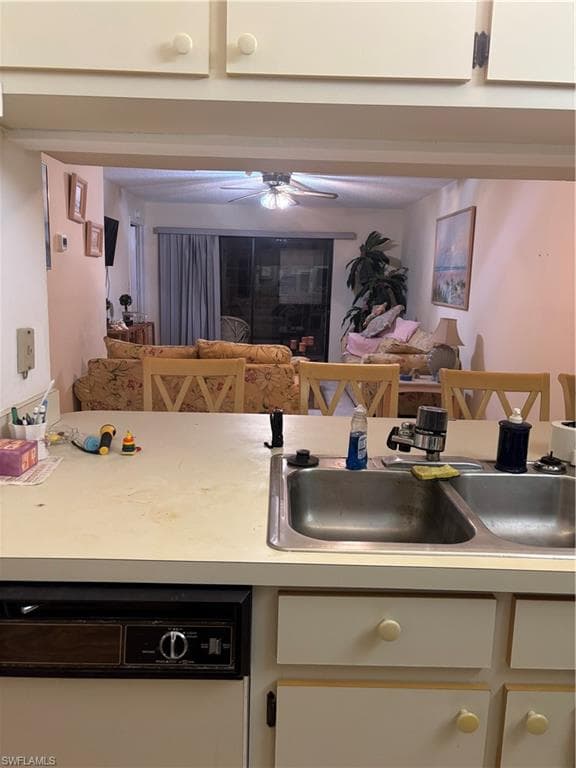 9285 Lake Park DR 101-4