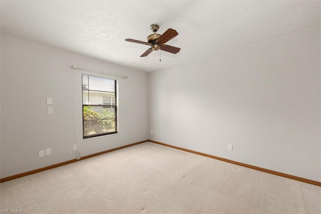 20014 Lake Vista CIR-25