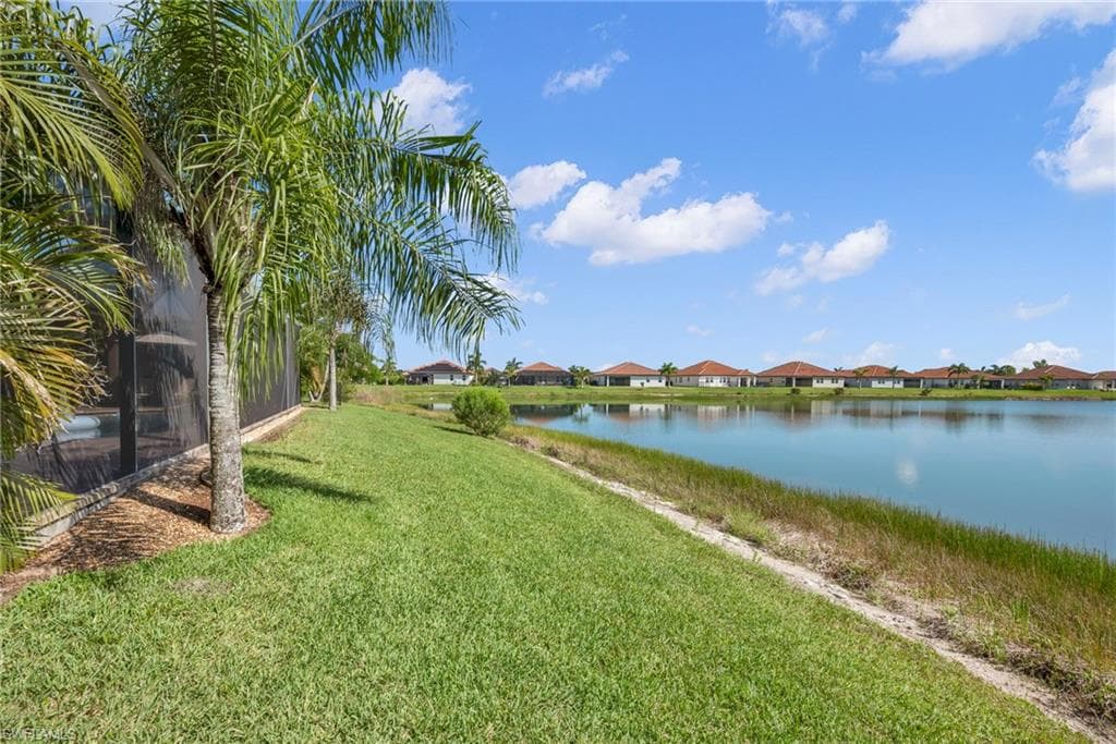 2111 Grove DR-1