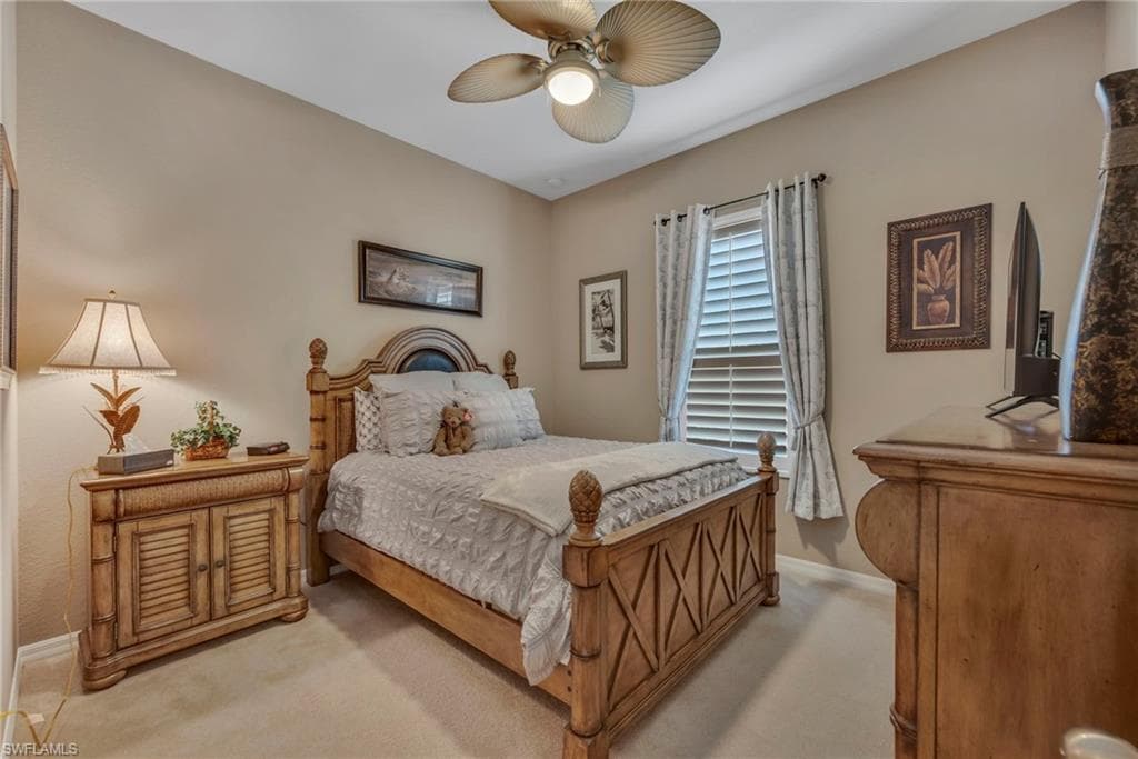 2111 Grove DR-12