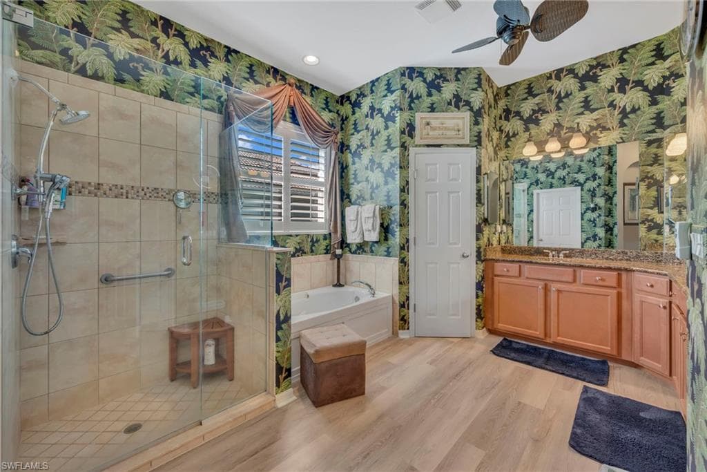 2111 Grove DR-9