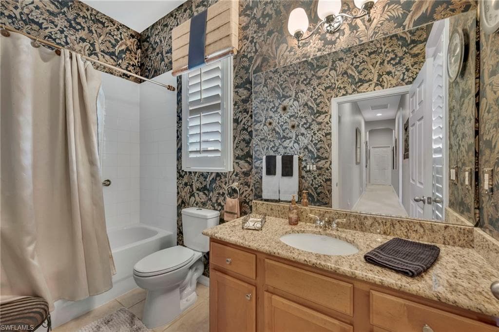 2111 Grove DR-13
