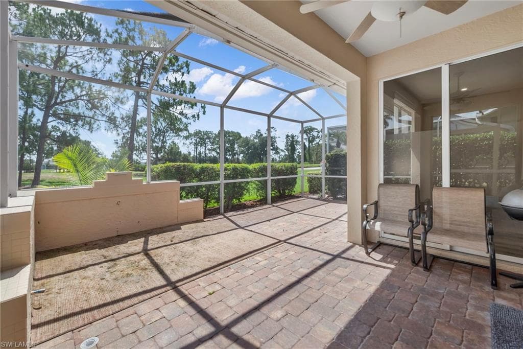 2219 Carnaby CT-16