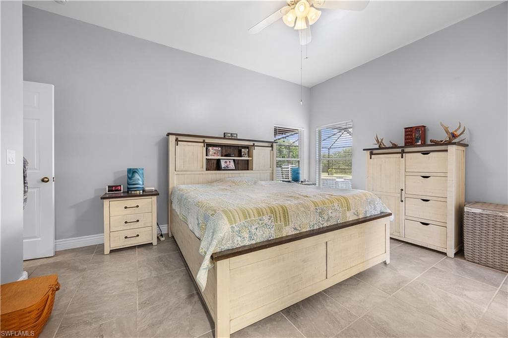 15633 Beachcomber AVE-10