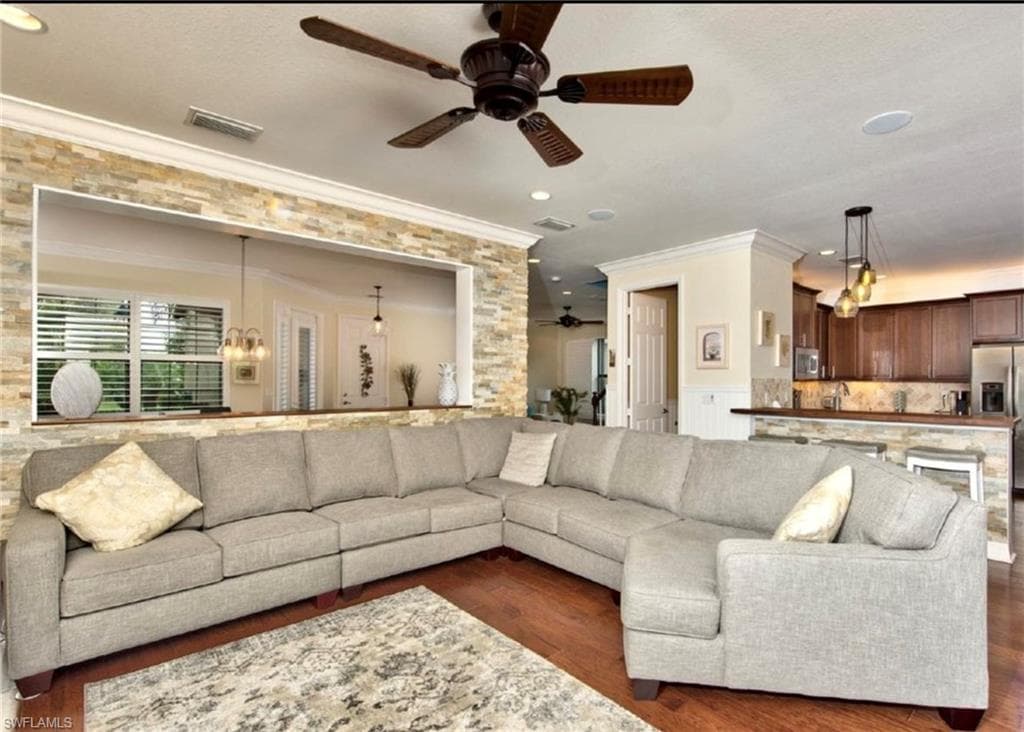 3402 Tigris LN-2