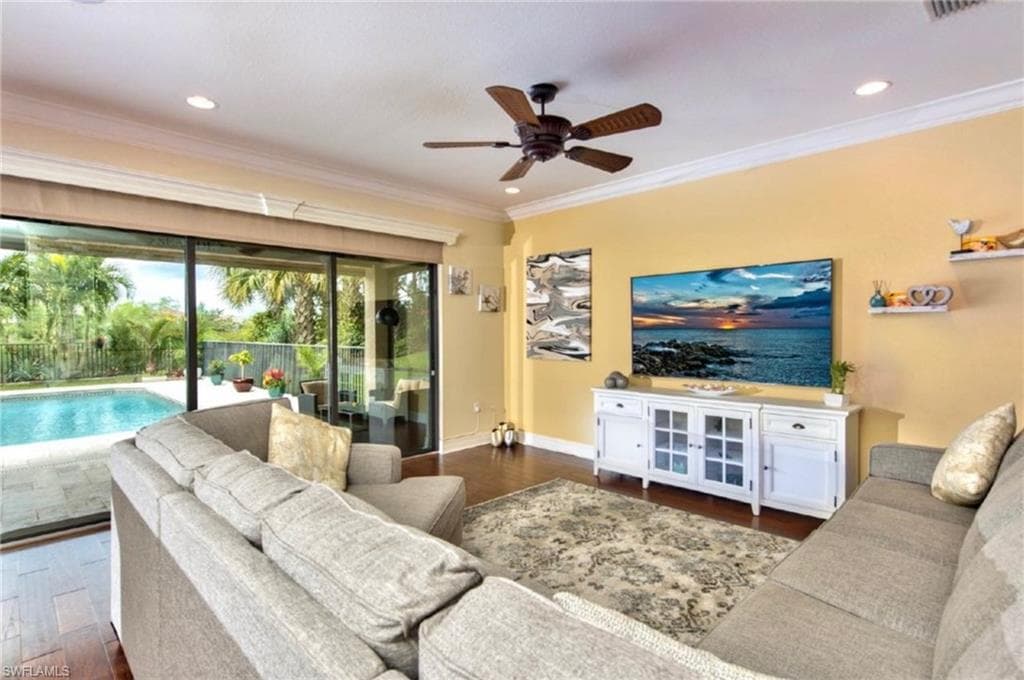 3402 Tigris LN-33