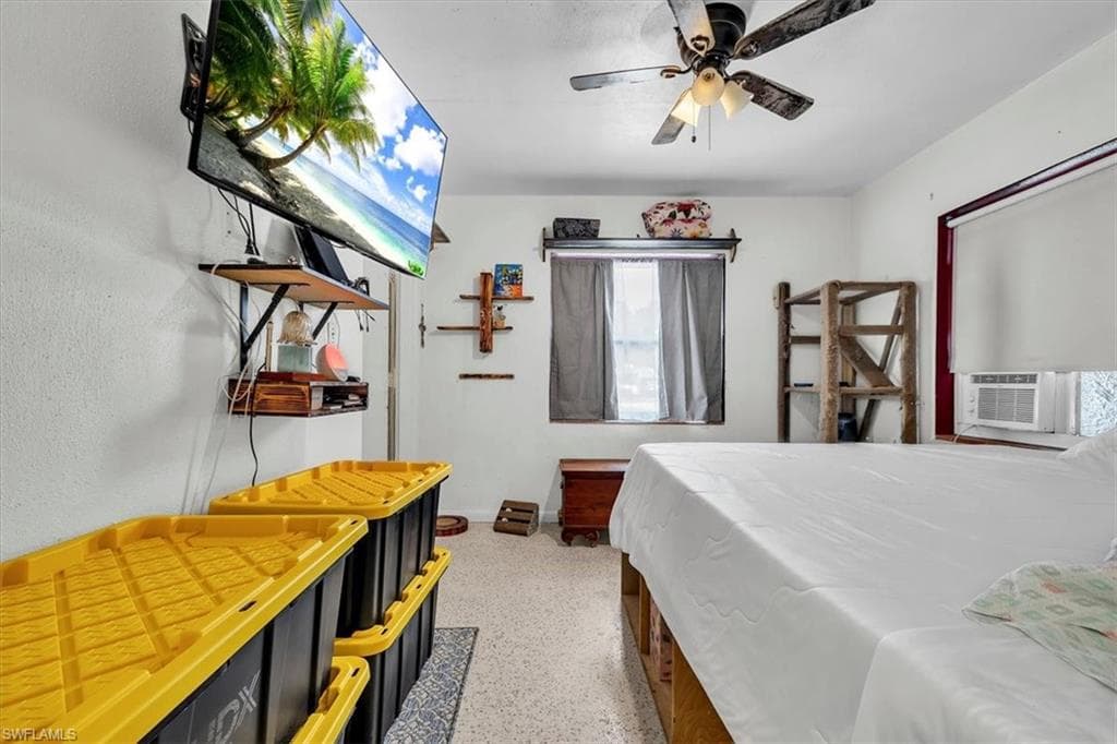 1655 Daniels DR-22