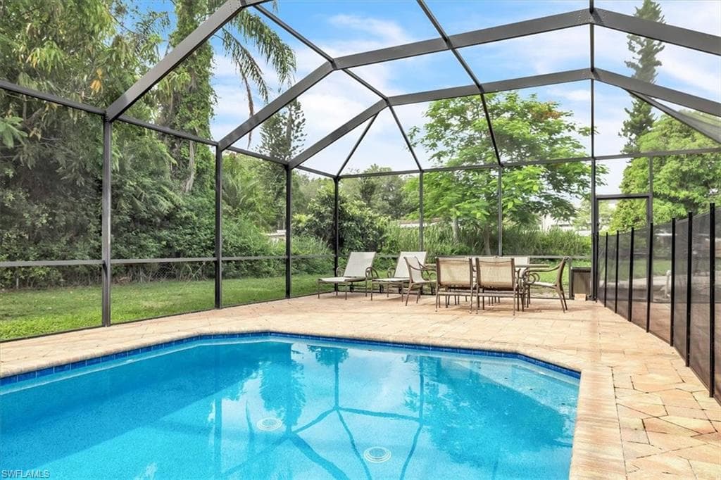1655 Daniels DR-29