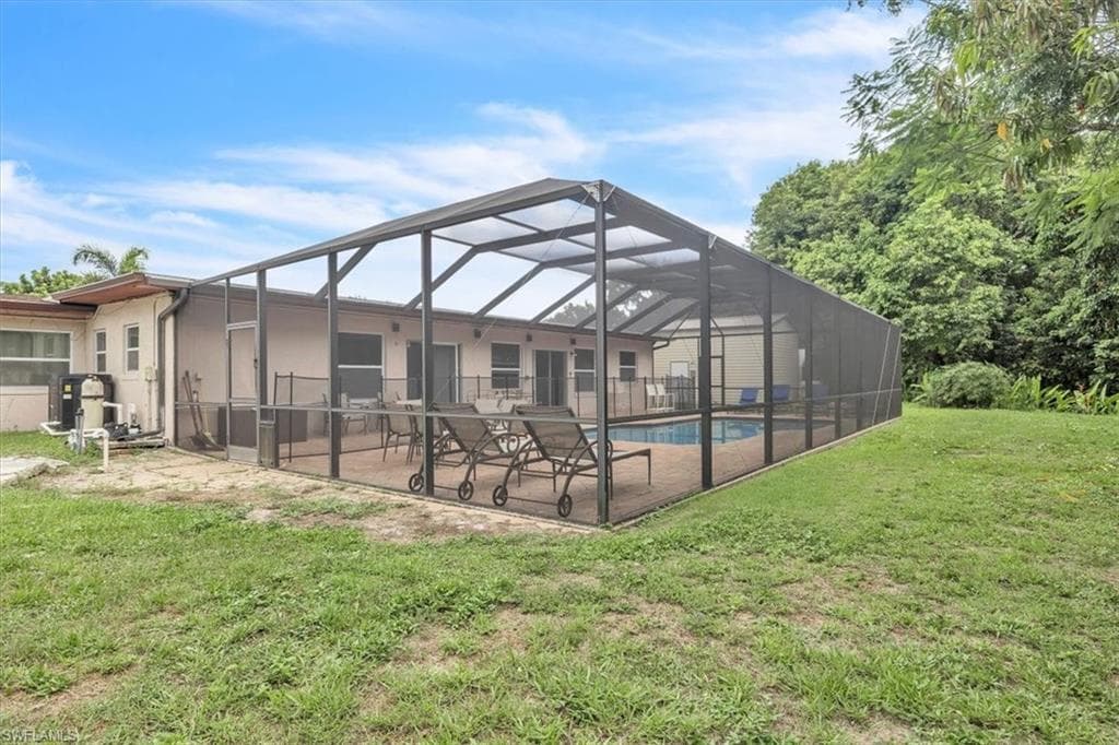 1655 Daniels DR-32
