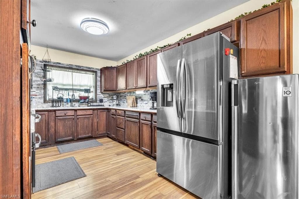 1655 Daniels DR-7