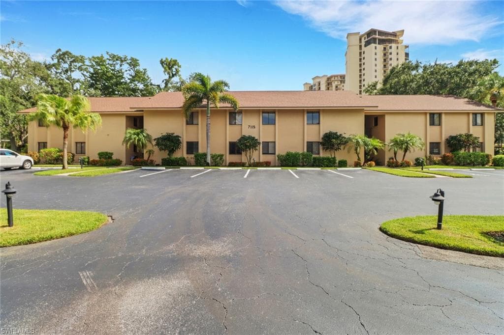 7115 Lakeridge CT 110-2