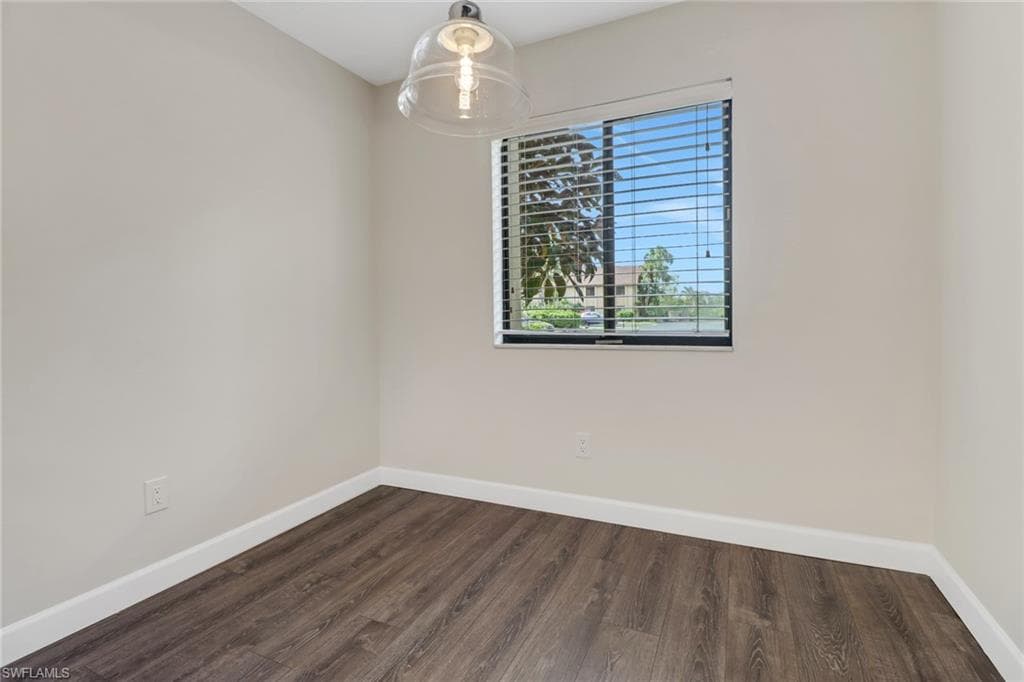 7115 Lakeridge CT 110-13