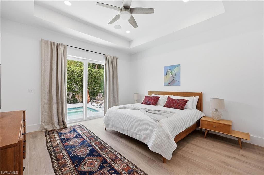 1232 Royal Palm DR-12