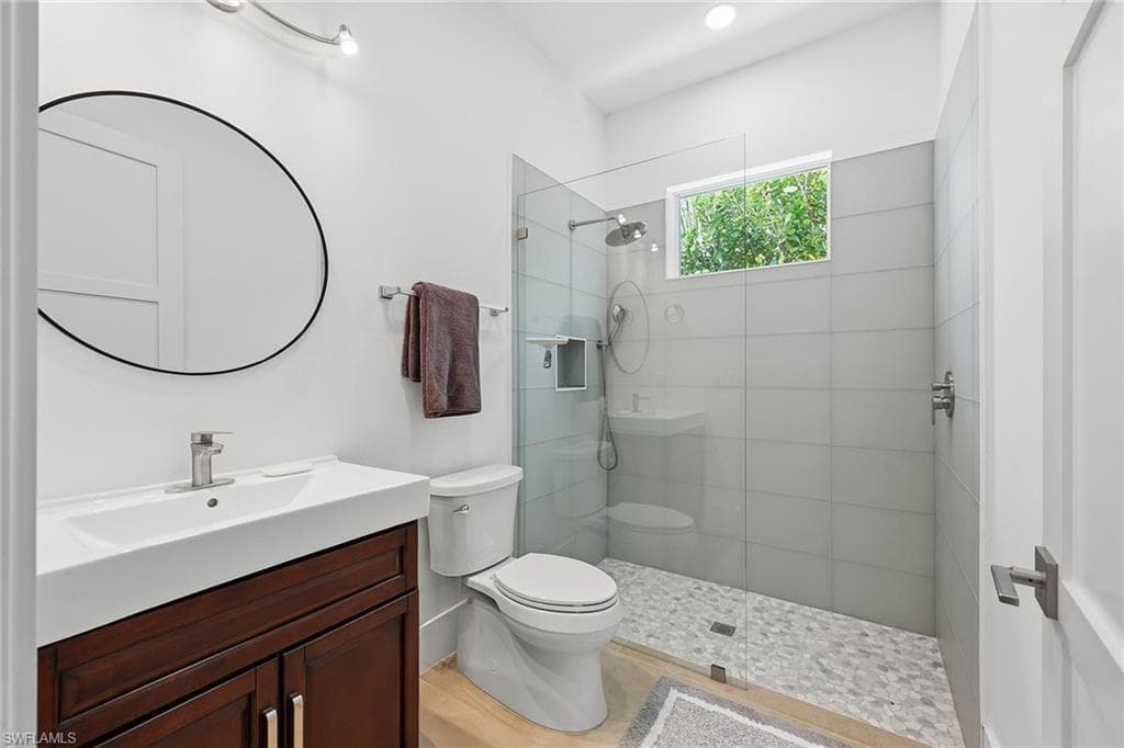 1232 Royal Palm DR-30