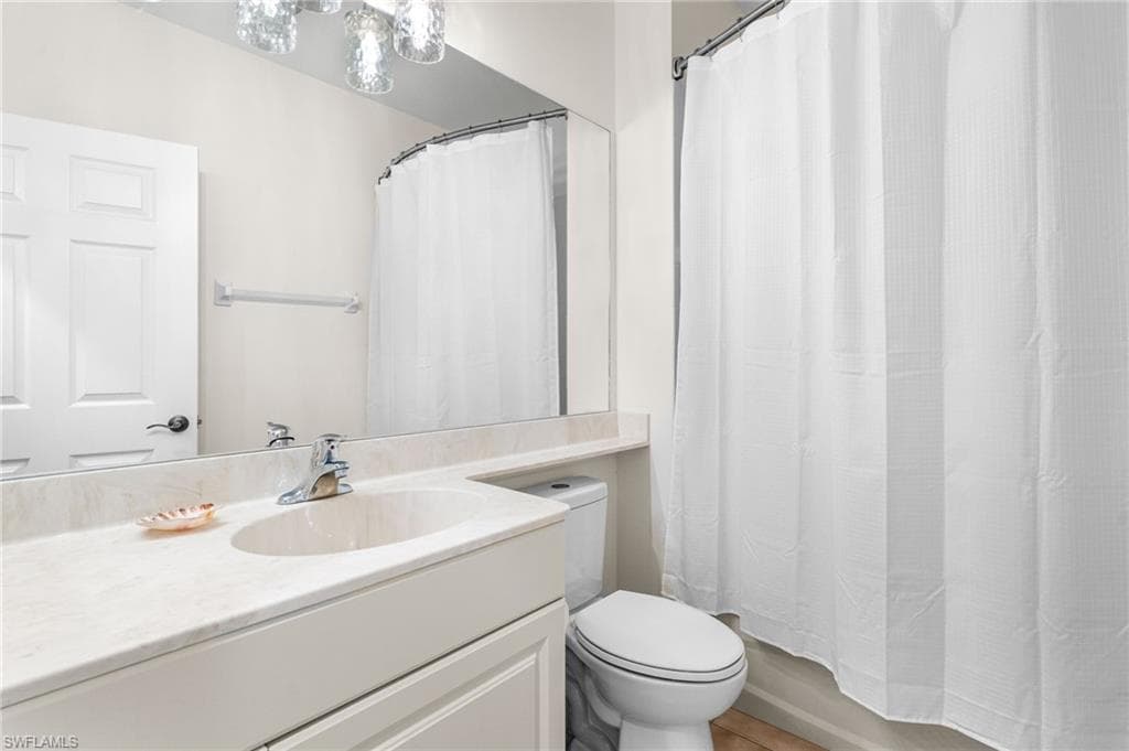 20301 Calice CT 2002-12