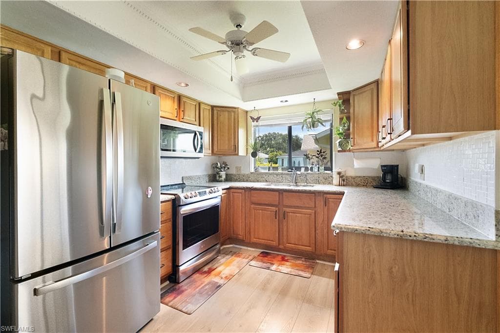 104 Brittany CT-8