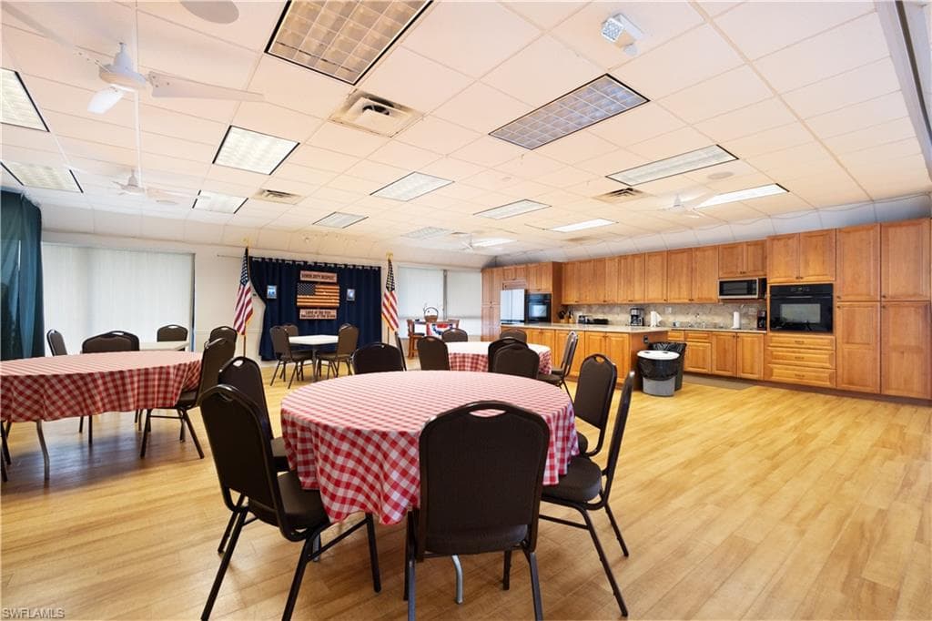 104 Brittany CT-32
