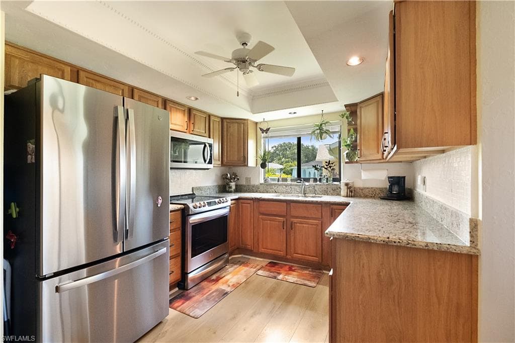 104 Brittany CT-10